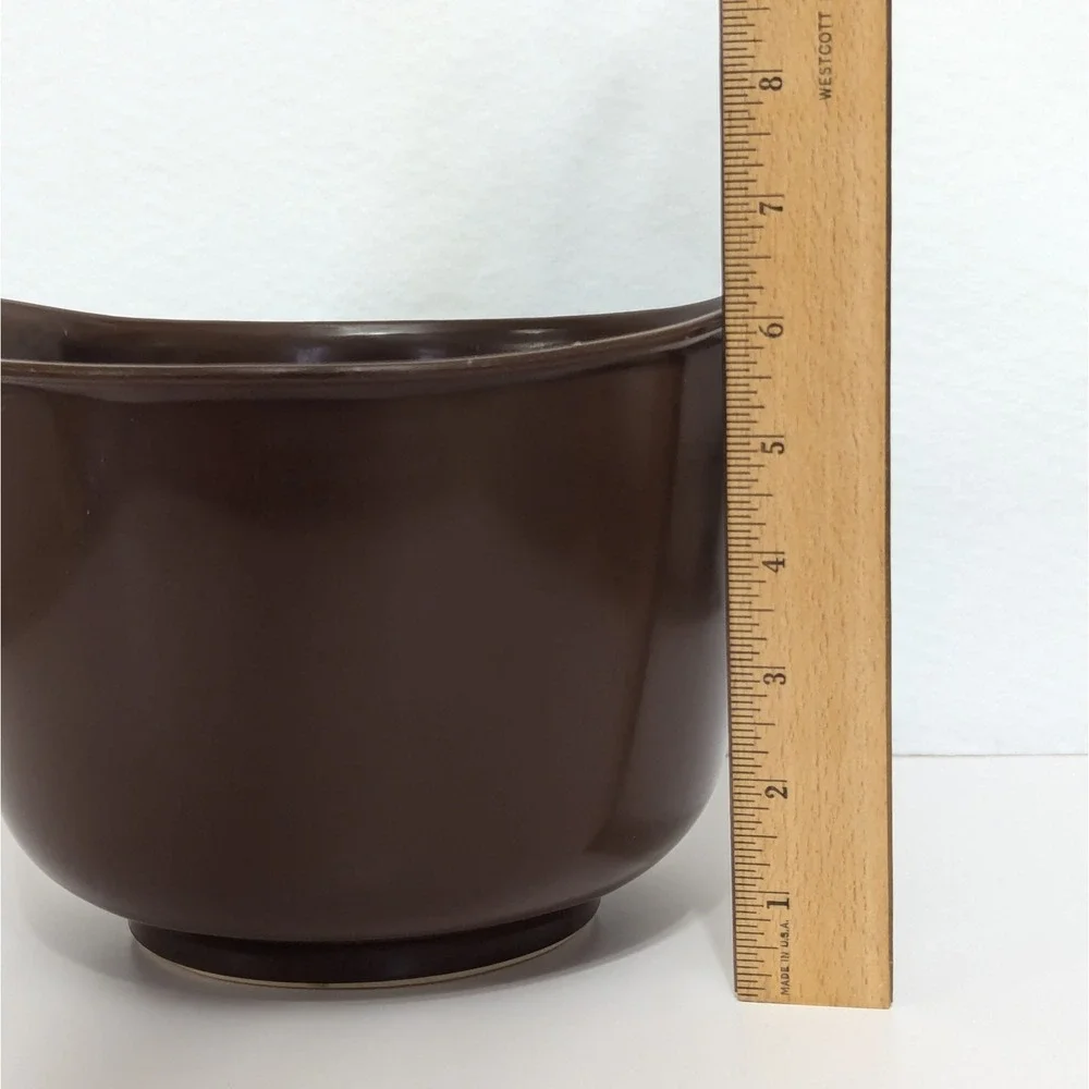 Rubbermaid vintage orange